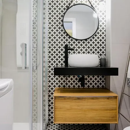 Stylish & Modern 2 Bedroom In Olympia Playa Americas *